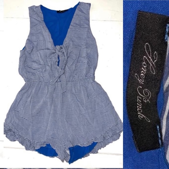 Honey Punch Tie Front Blue Striped Short Romper LG - Picture 1 of 8